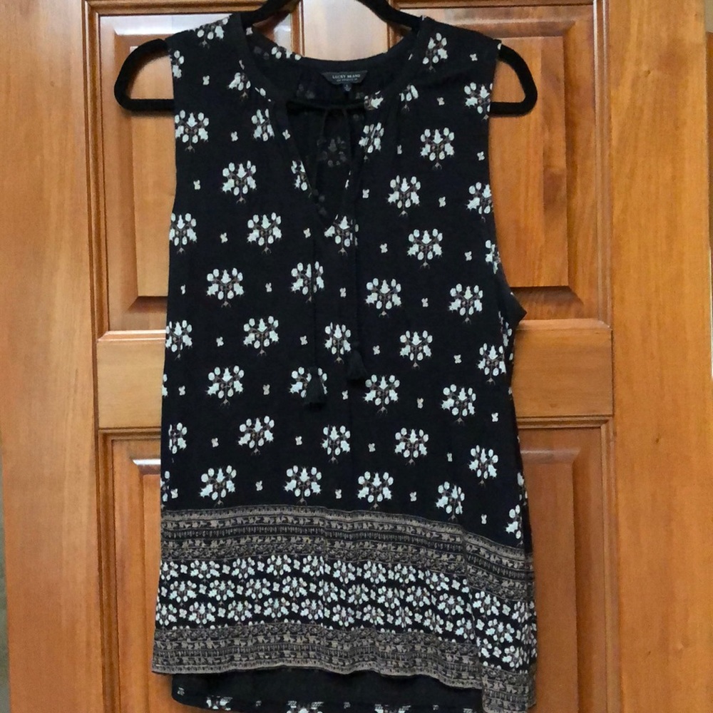 Lucky Brand sleeveless top in XL